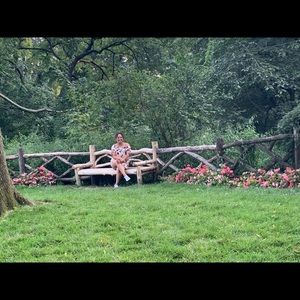 Meet your Posher, Iris